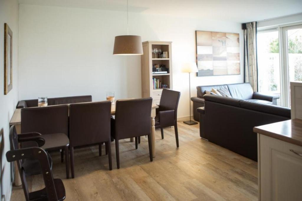 Weidevilla Xxxl Холлум Экстерьер фото