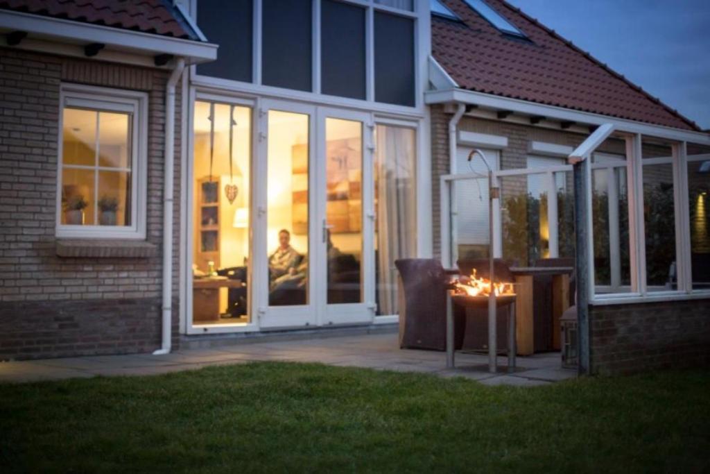Weidevilla Xxxl Холлум Экстерьер фото